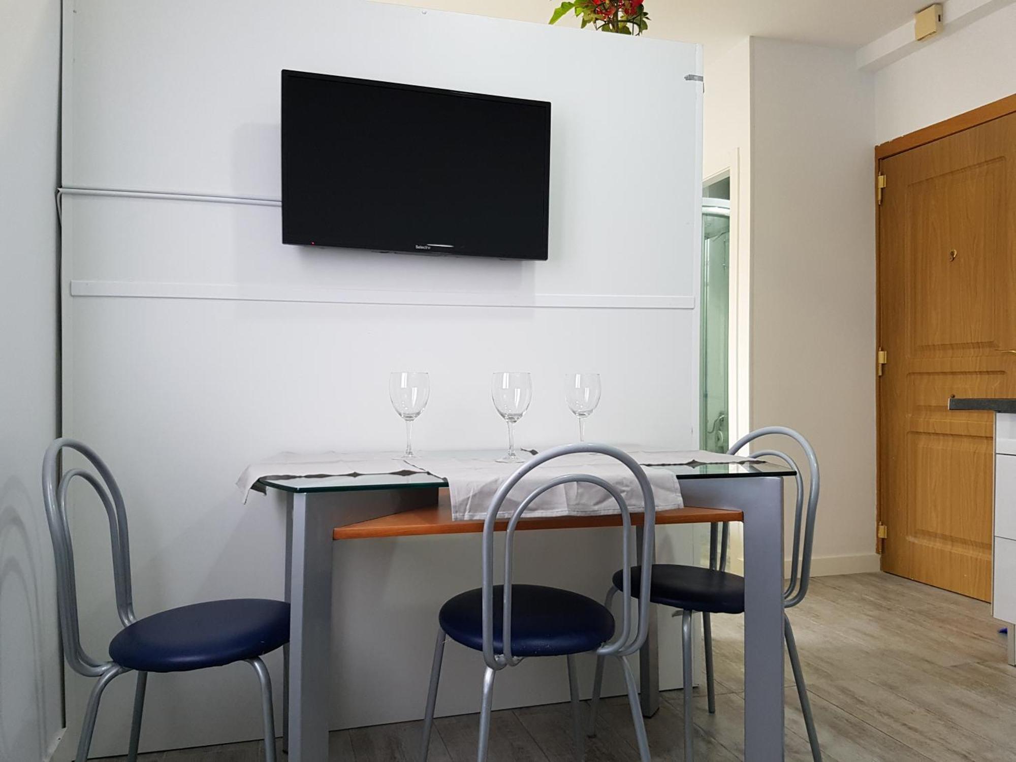 Turisticos Cuenca 3 Aparthotel Madrid Ngoại thất bức ảnh