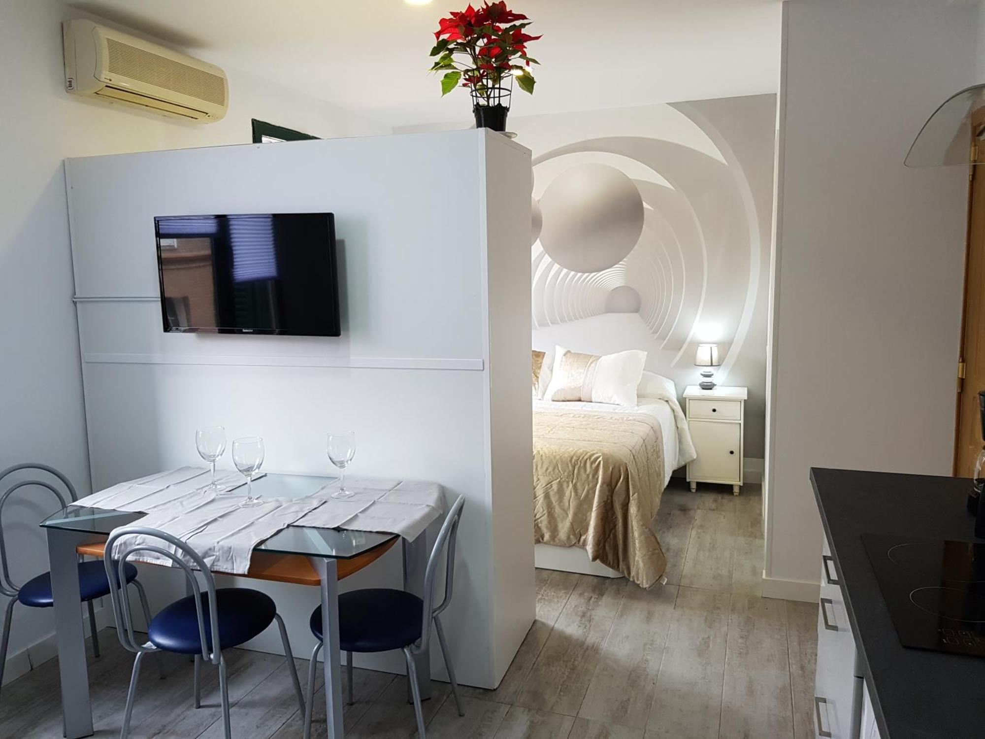 Turisticos Cuenca 3 Aparthotel Madrid Ngoại thất bức ảnh